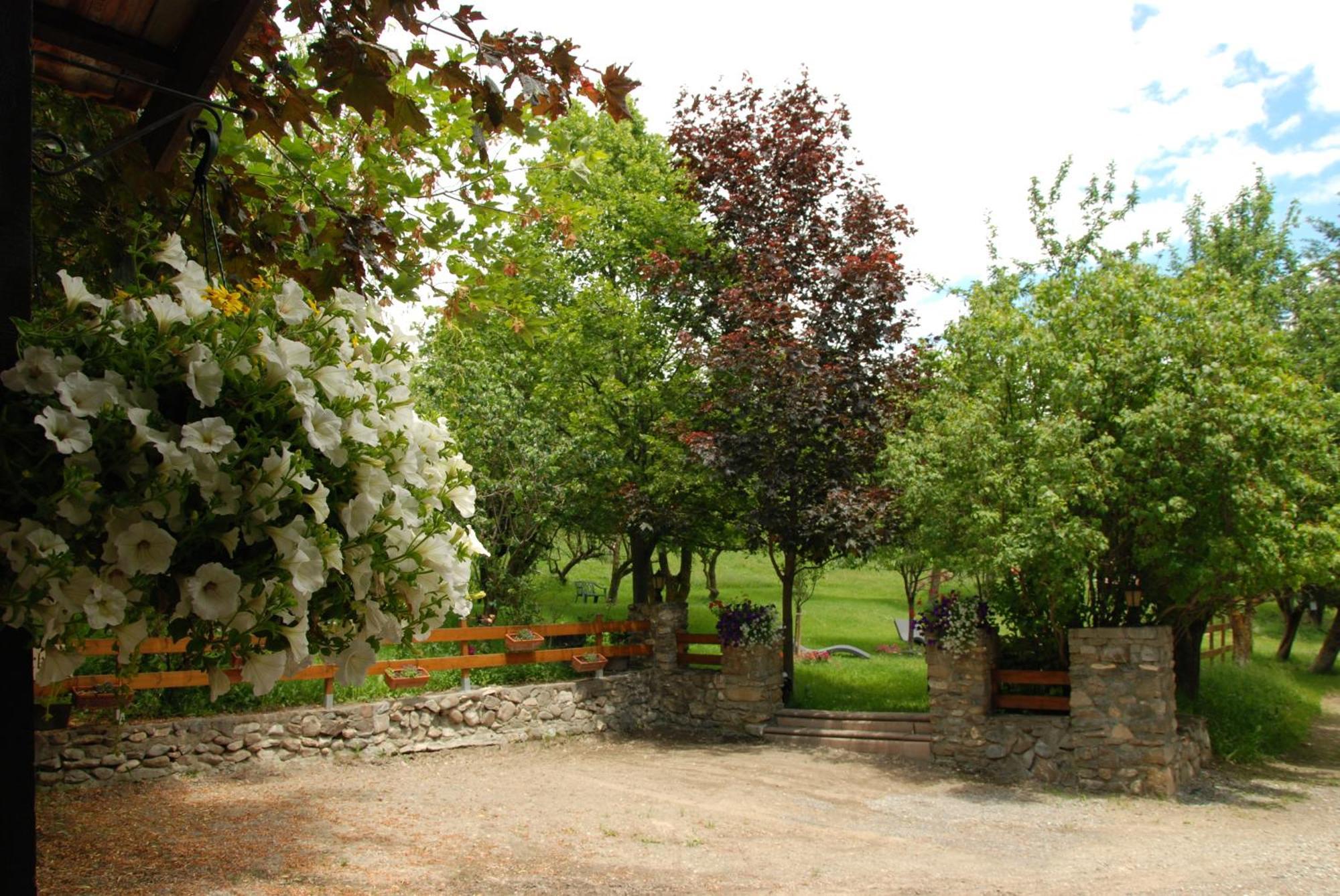 Hotel & Restaurant Le Chalvet Embrun Kültér fotó