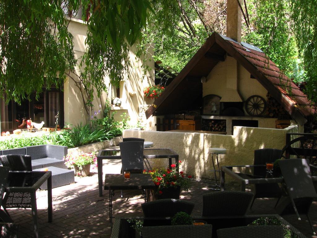 Hotel & Restaurant Le Chalvet Embrun Kültér fotó